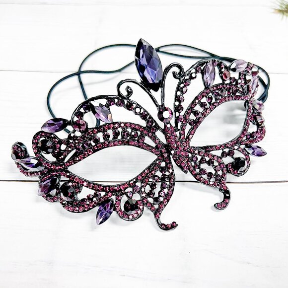 Elegant Purple Butterfly Face Mask - Picture 5 of 7